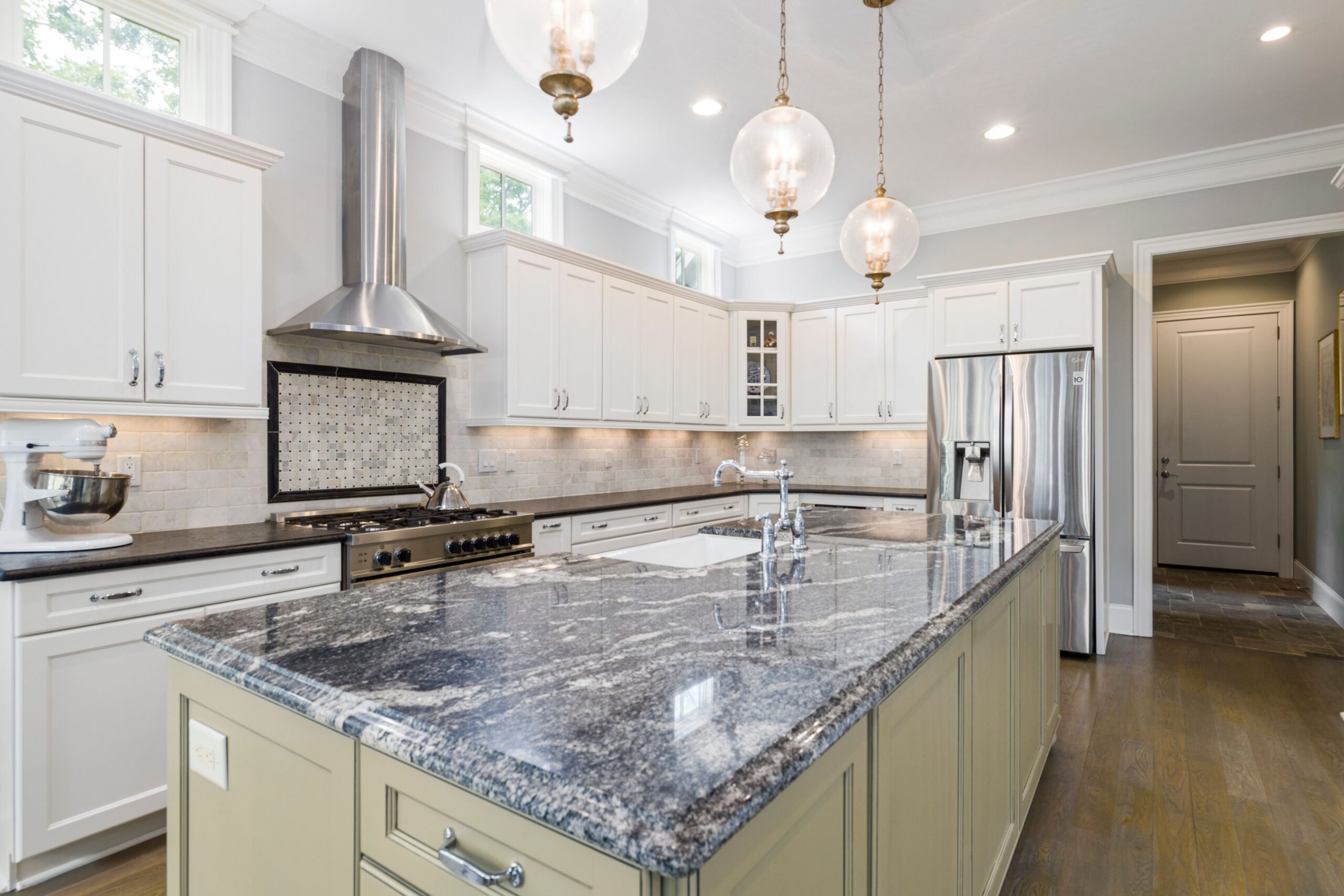 Quartz countertop kitchen island in a Bay Area kitchen remodel